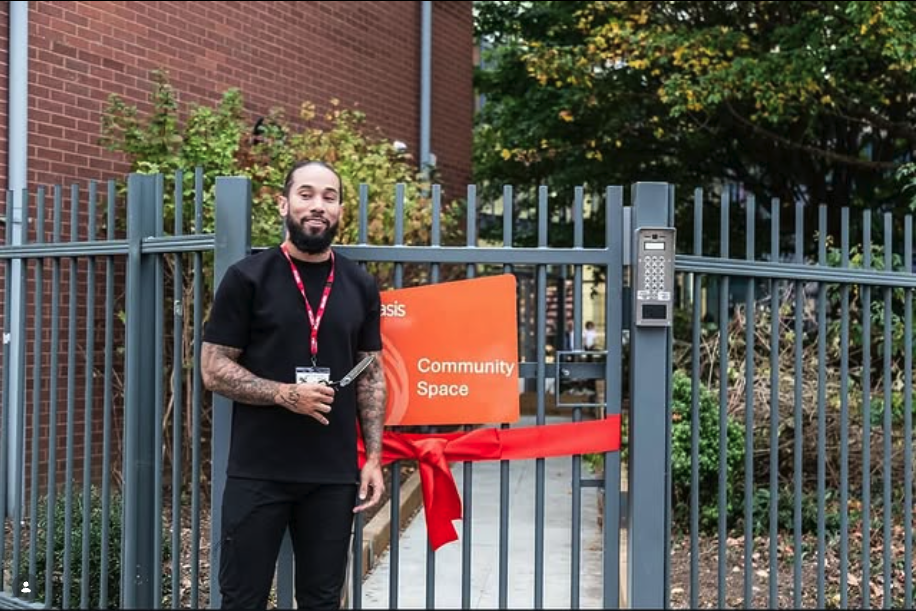Sean Scannell at the railings of Oasis Academy Shirley Park
